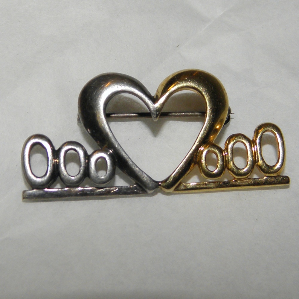 MID CENTURY MODERN~STERLING UNIQUE HEART PIN~